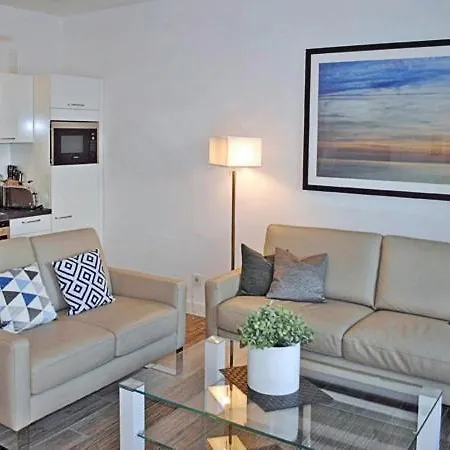 Poseidon - We 5 In Strandnaehe Und Zentrumsnah