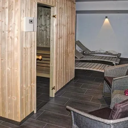 Poseidon - We 5 In Strandnaehe Und Zentrumsnah 宾茨